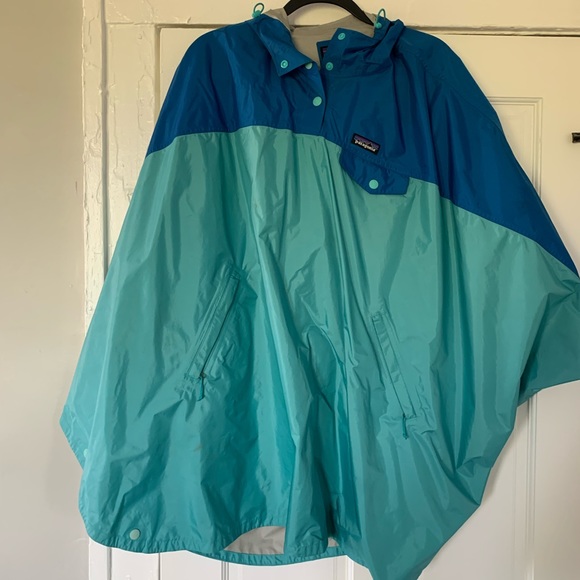 Patagonia Torrentshell Poncho 